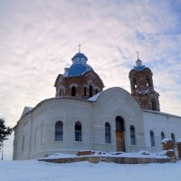 Храм в деревне Булзи :: ольга старкова 