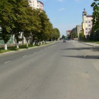 Улица   Академика  Сахарова  в  Ивано - Франковске :: Андрей  Васильевич Коляскин