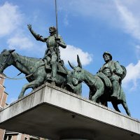 Памятник Дон Кихоту и Санчо Пансе :: Елена Павлова (Смолова)