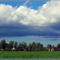 повисли над посёлком облака! :: Лидия Симова 