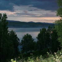 Летний вечер у озера. :: Наталья Юрова