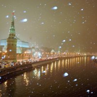 Снегопад в Москве :: Людмила 