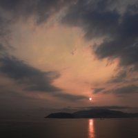Рассвет над Южно-Китайским морем :: Кирилл Антропов
