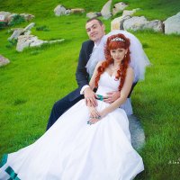 жених и невеста в зелене :: Алёна Пушкова 