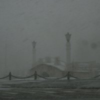 Первый весенний снег :: Валерий Аверин