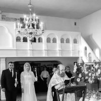 Пермское венчание зимой :: Виталий Гребенников