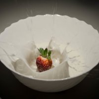 strawberry :: Katerina Tighineanu