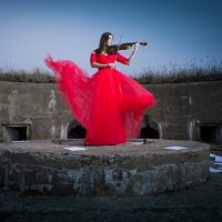 Звуки скрипки на Русском острове :: Filatova 