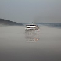 Туман на реке Свирь :: Nikolay Monahov