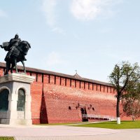 Памятник Дмитрию Донскому :: Владимир Болдырев