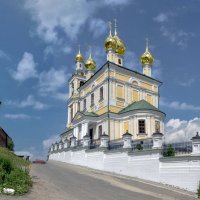 Храм Воскресения Христова в Плесе :: Valeriy Piterskiy