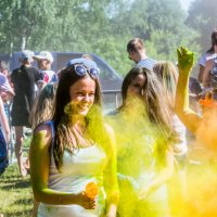 Фестиваль красок Холи в Витебске :: Анастасия Рябова