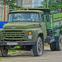 "дедушка" ЗиЛ вот в таком варианте.... :: Михаил Жуковский