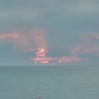 Закат над Чёрным морем :: Денис Кораблёв