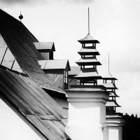 Фрагмент крыши Приоратского дворца. :: Vladimir Kraft