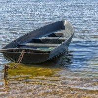 Лодка у берега. Фото 2. :: Вячеслав Касаткин