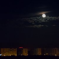 Луна над облаками :: Николай Ефремов
