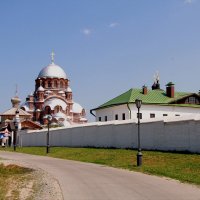 Комплекс Иоанно-Предтеченского монастыря :: Наталья Серегина