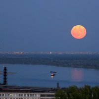 Blood moon :: Alexander Varykhanov