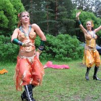 Танцы в лесу :: Георгий Кашин