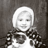 Юля и кот Боня :: Юрий 