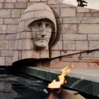 Памятник матери солдата в Самаре :: Вероника Подрезова