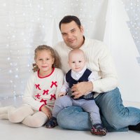 Папа с детьми :: Первая Детская Фотостудия "Арбат"