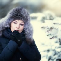 Анюта, зимний портрет :: Alex Lipchansky