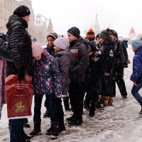 Городские зарисовки. Современники и современницы. :: Геннадий Александрович