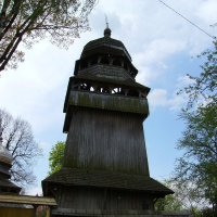 Деревянная  звонница  в  Дрогобыче :: Андрей  Васильевич Коляскин