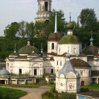 Старица. Церковь Параскевы Пятницы 1750г. :: Дмитрий 
