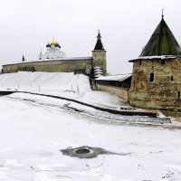 Псковский Кремль зимой :: Leonid Tabakov