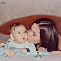 Малыш с мамой :: Юлия Шишаева
