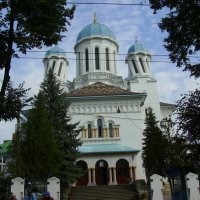Православный  храм  в  Черновцах :: Андрей  Васильевич Коляскин