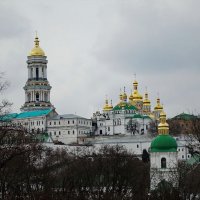 Киево-Печерская Лавра.Весна 2016 г. Фото №2 :: Владимир Бровко