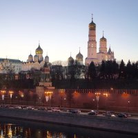 Москва, вечер, вид на соборы Кремля :: Svetlana Shalatonova