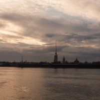 Невские закаты :: Алексей Корнеев