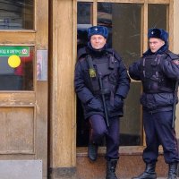 Городские зарисовки. Современники и современницы. :: Геннадий Александрович