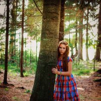 в лесу :: Анастасия Колмакова