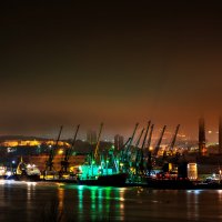 Зимняя ночь в порту г.Мурманск :: Elena Kovach