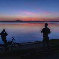 Закат над озером Исетским... :: Pavel Kravchenko