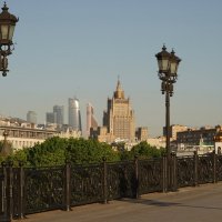 Вид на Москва-Сити с моста :: Svetlana Shalatonova