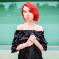 Красная Леди в черном :: Дмитрий Гаврилов