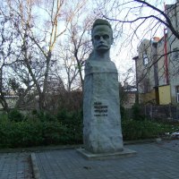 Памятник  Ивану  Франко  в  Ивано - Франковске :: Андрей  Васильевич Коляскин