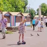 Городские зарисовки. Современники и современницы. :: Геннадий Александрович