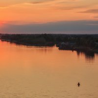 Припять в мареве заката :: Ирина Приходько