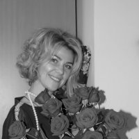 День рождения с букетом роз :: Сергей Тагиров