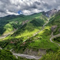 В горах Грузии :: Александр Хорошилов