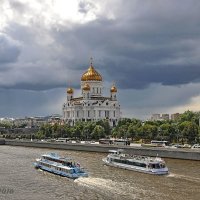 Москва предгрозовая. :: Волк 