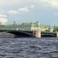 Дворцовый мост :: Валерий Новиков